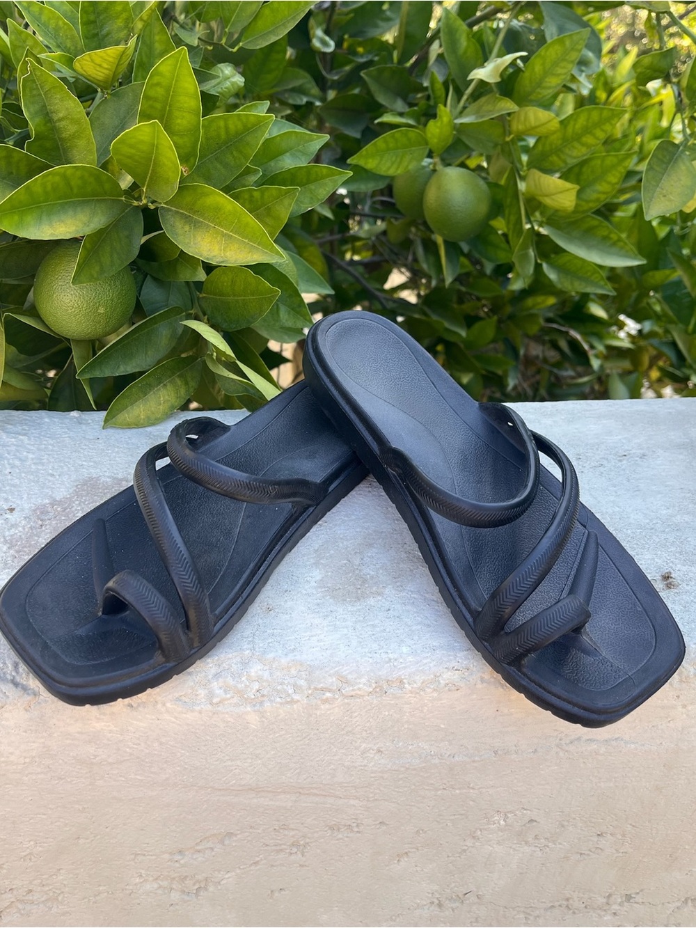 Qzize toe loop slide sandals - Size 37